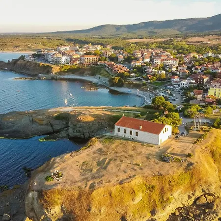 морската къща-нестинарка