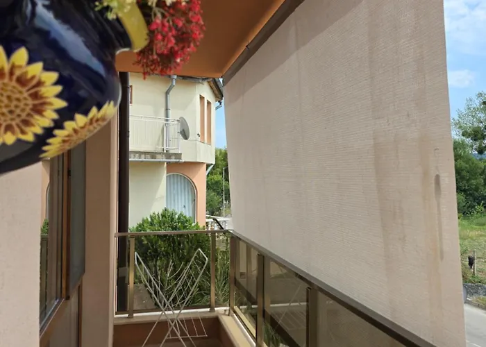 морската къща-нестинарка Zarewo